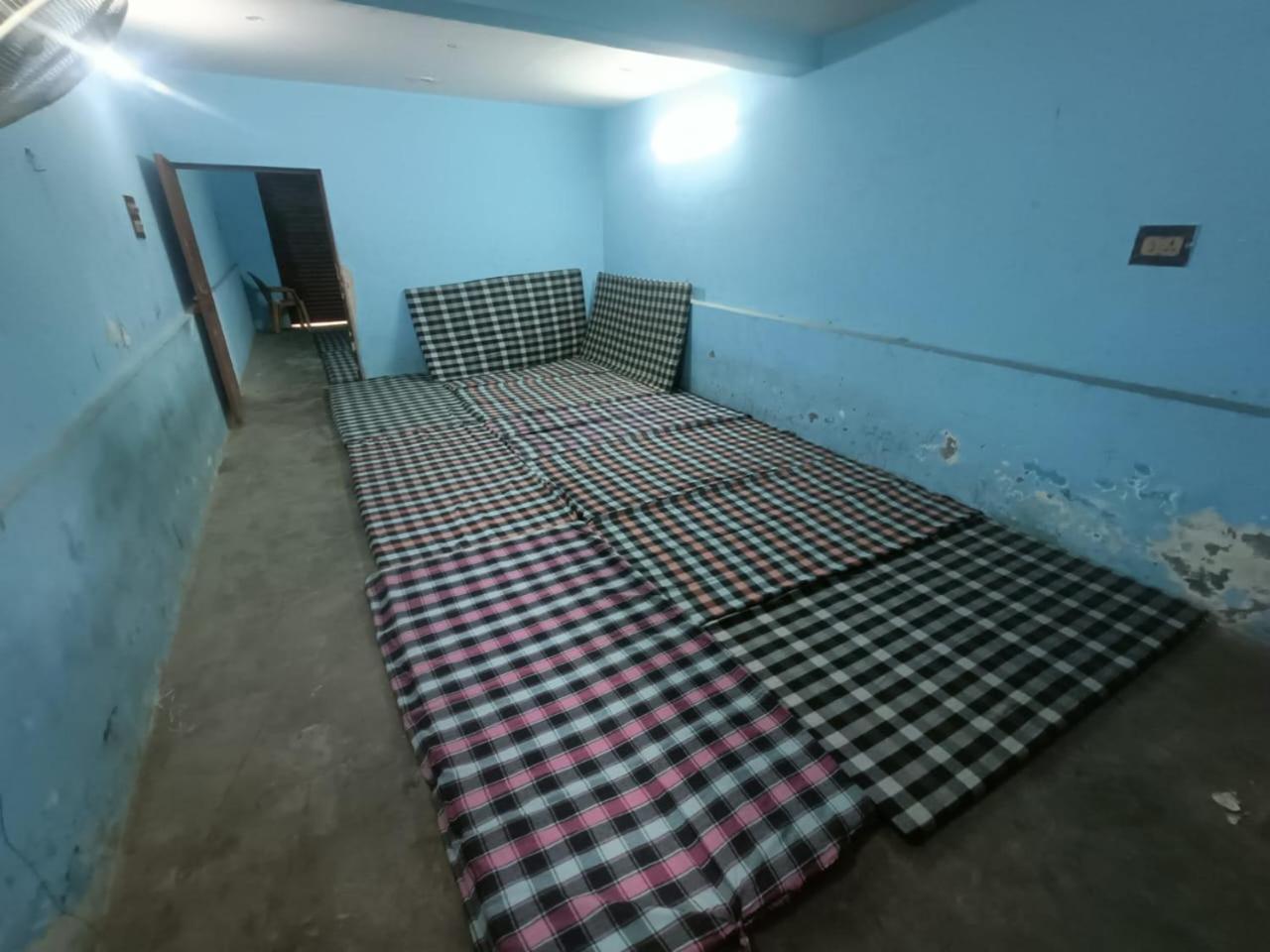 Hostel Shri Annapurna Dormitory Rāmnagar Exteriér fotografie